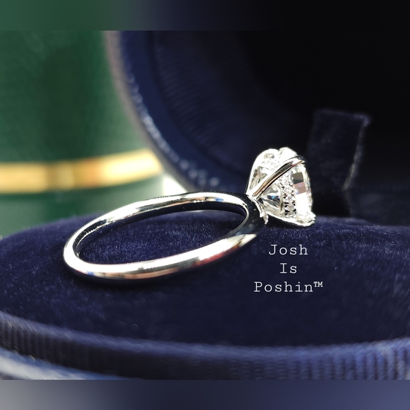 2CT Oval Moissanite hidden halo ring in sterling silver - Picture 10 of 16